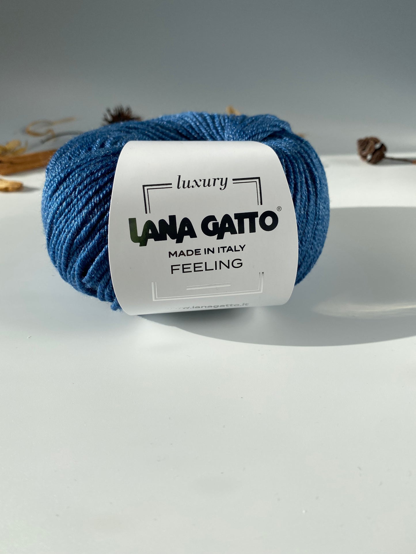 Feeling Lana Gatto