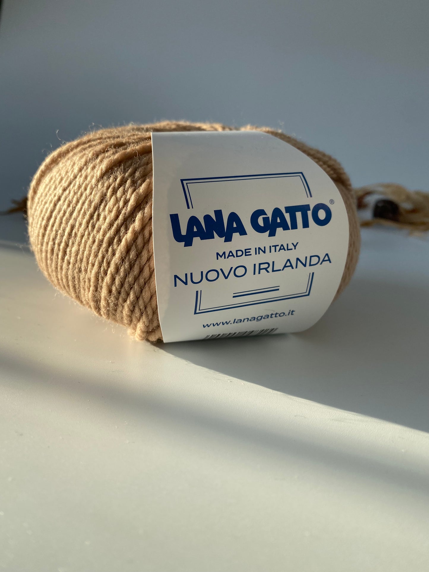 Nuovo Irlanda Lana Gatto