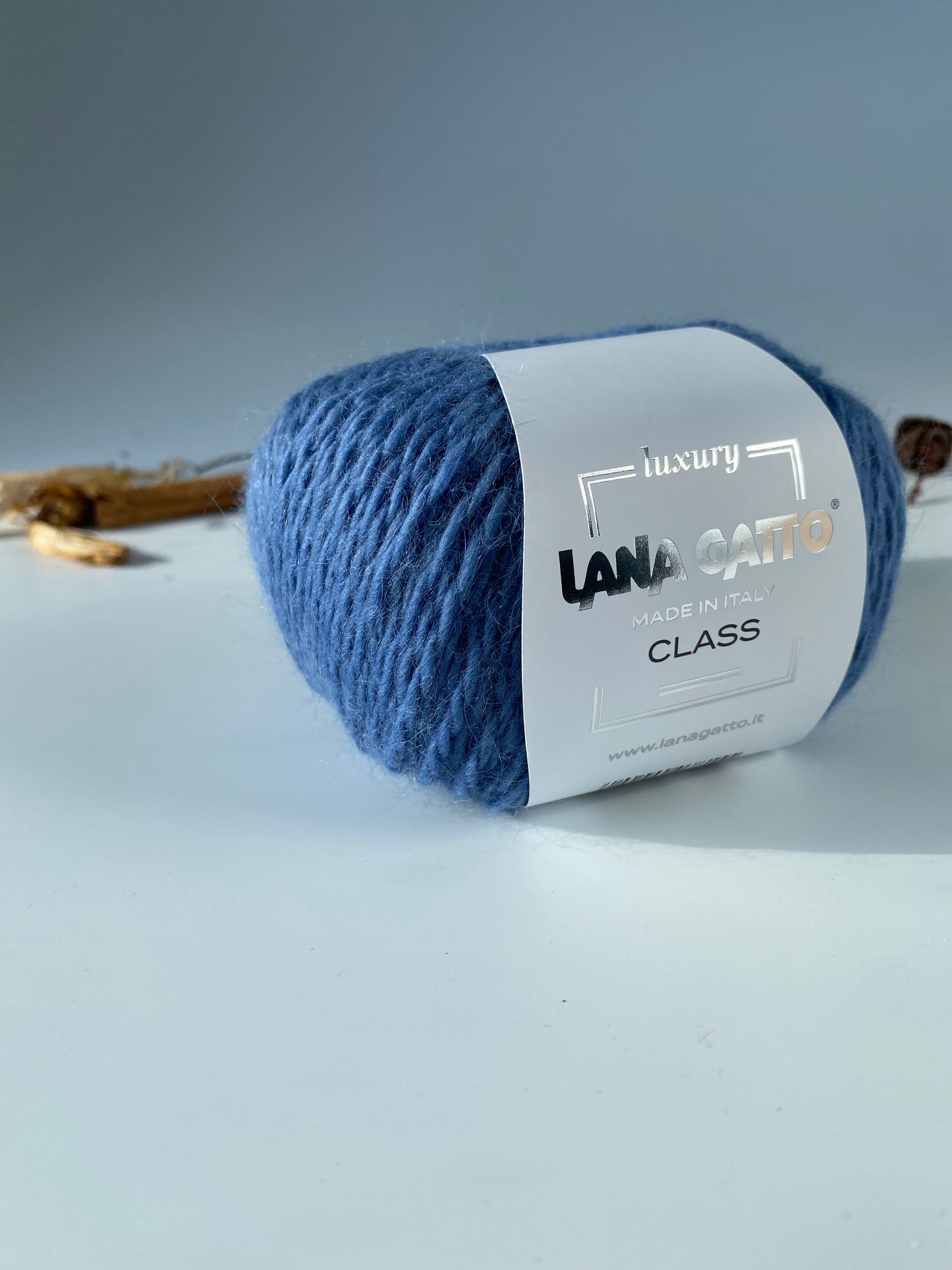 Class Lana Gatto