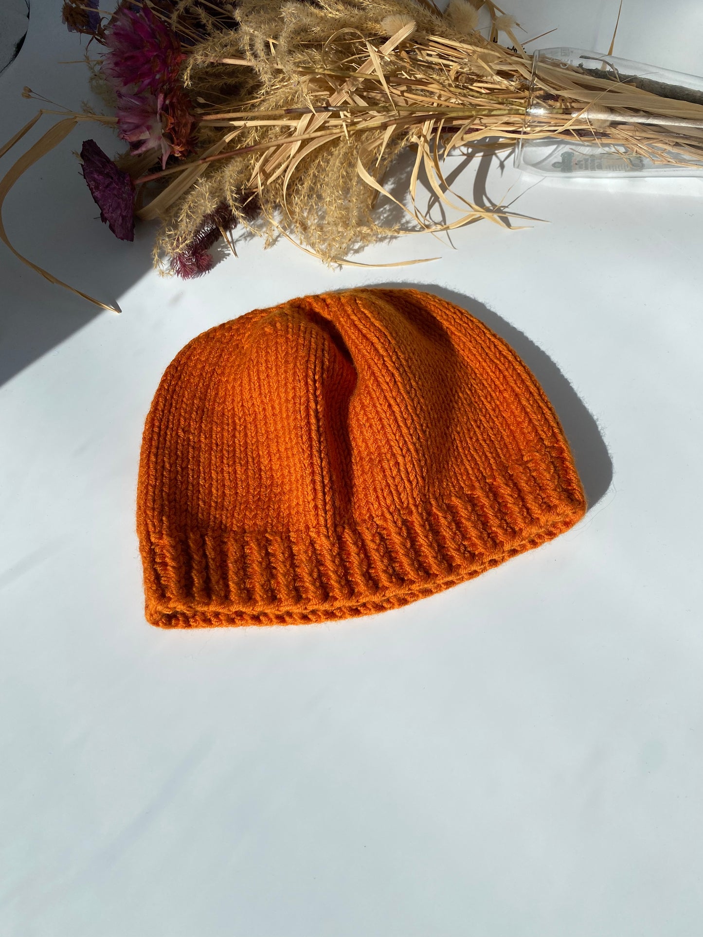 Handmade unisex beanie. Made from a very soft merino yarn, it’s warm and comfortable.