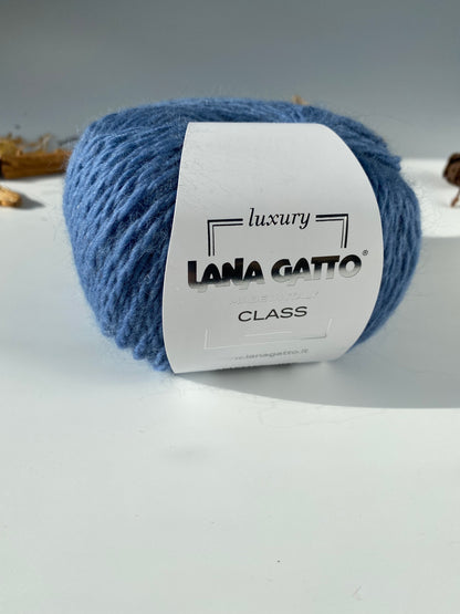 Class Lana Gatto