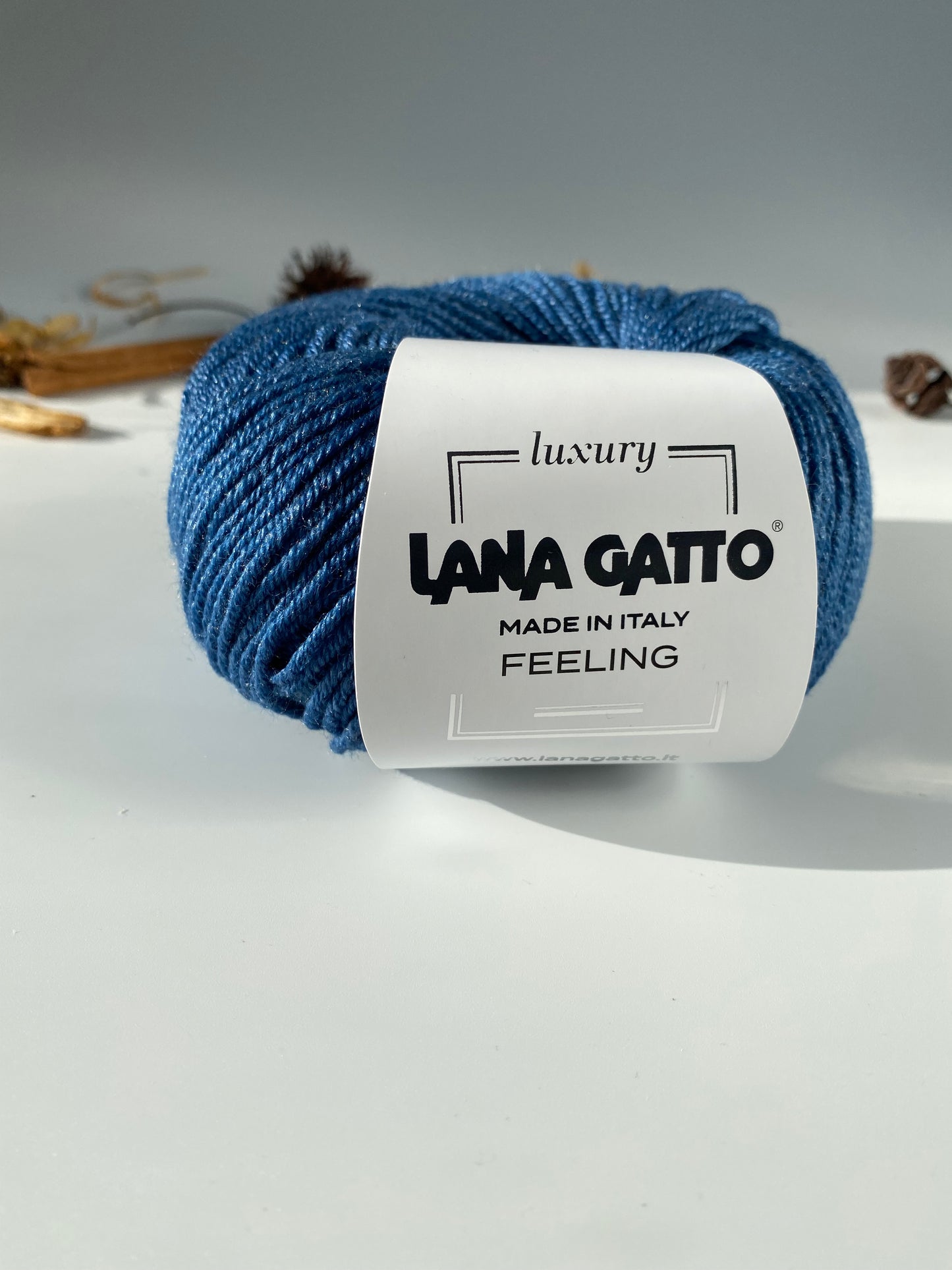 Feeling Lana Gatto