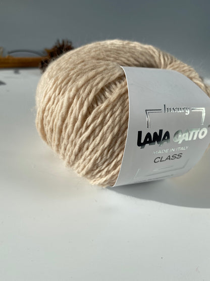 Class Lana Gatto