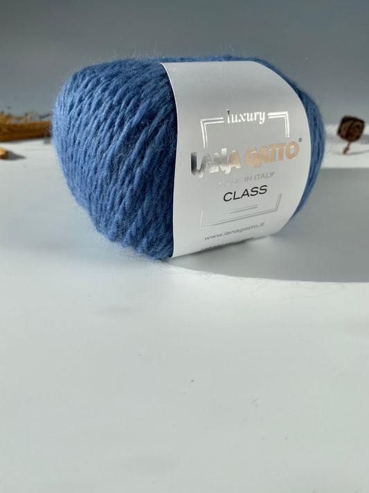 Class Lana Gatto